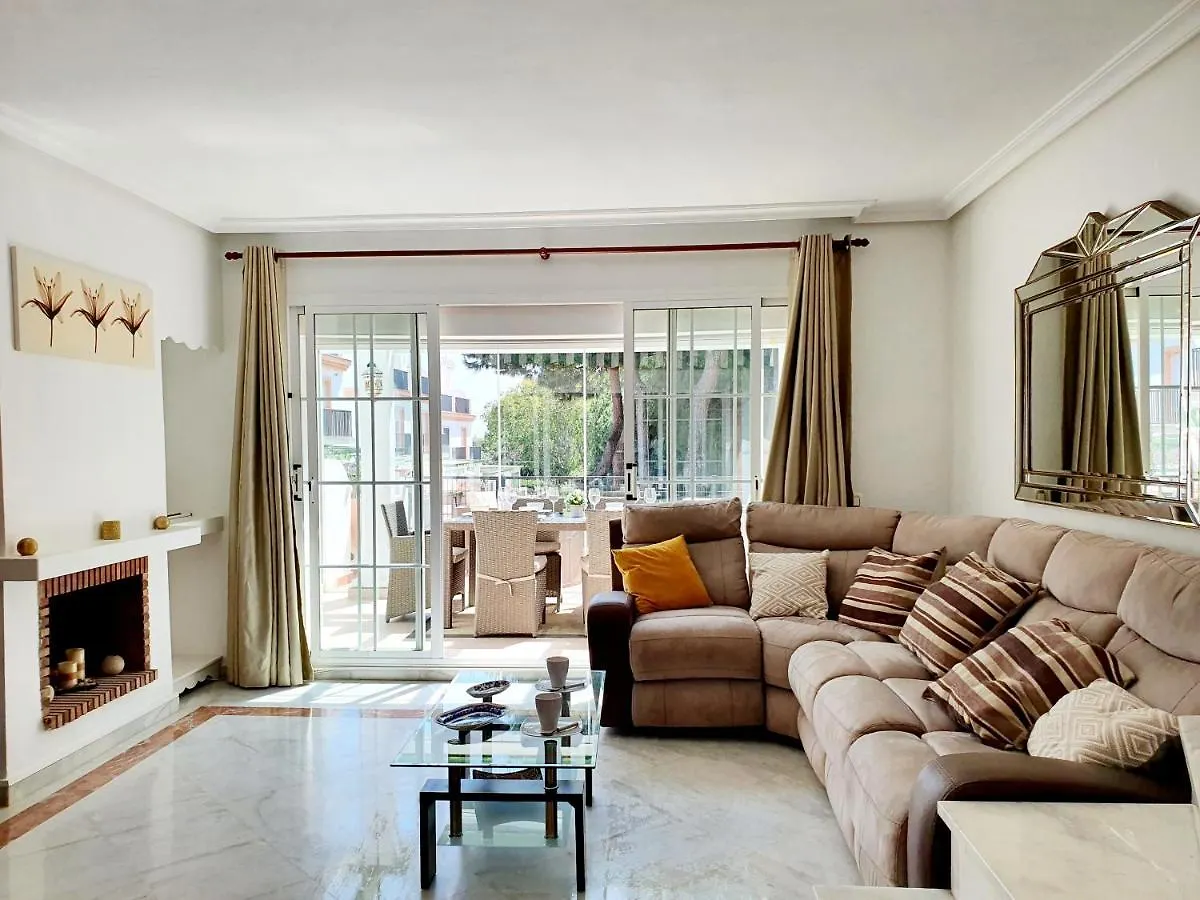 Lomas De Cabopino House Apartment Marbella